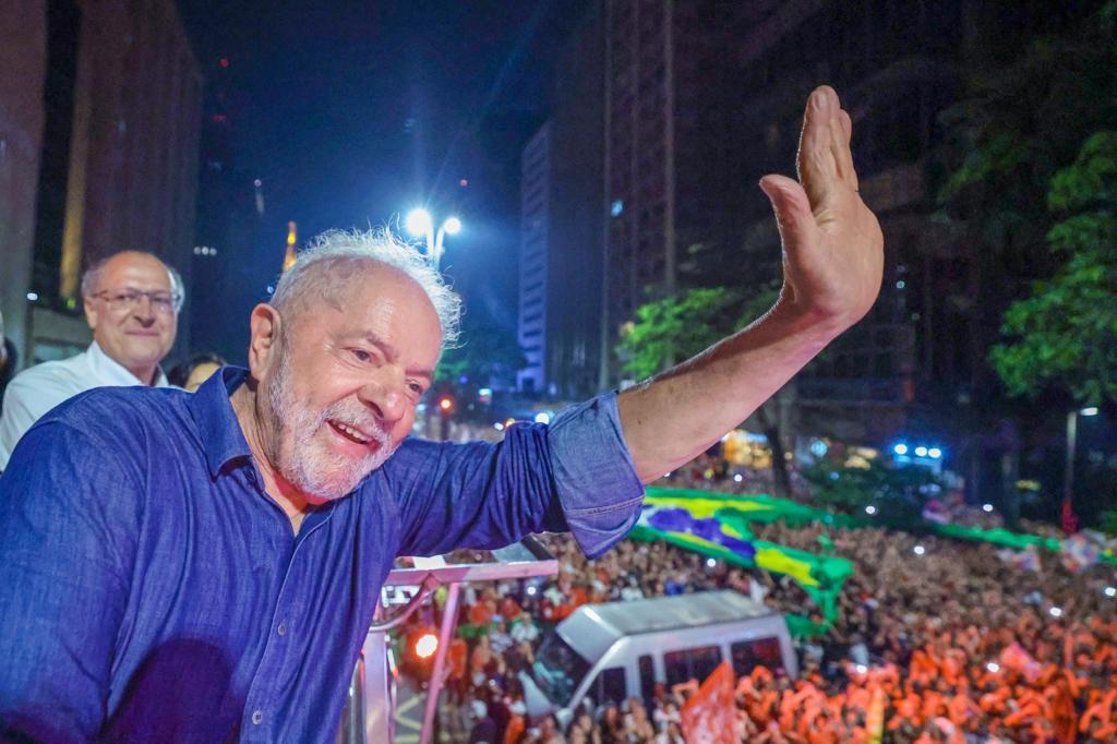 Lula na festa da vitória na Avenida Paulista