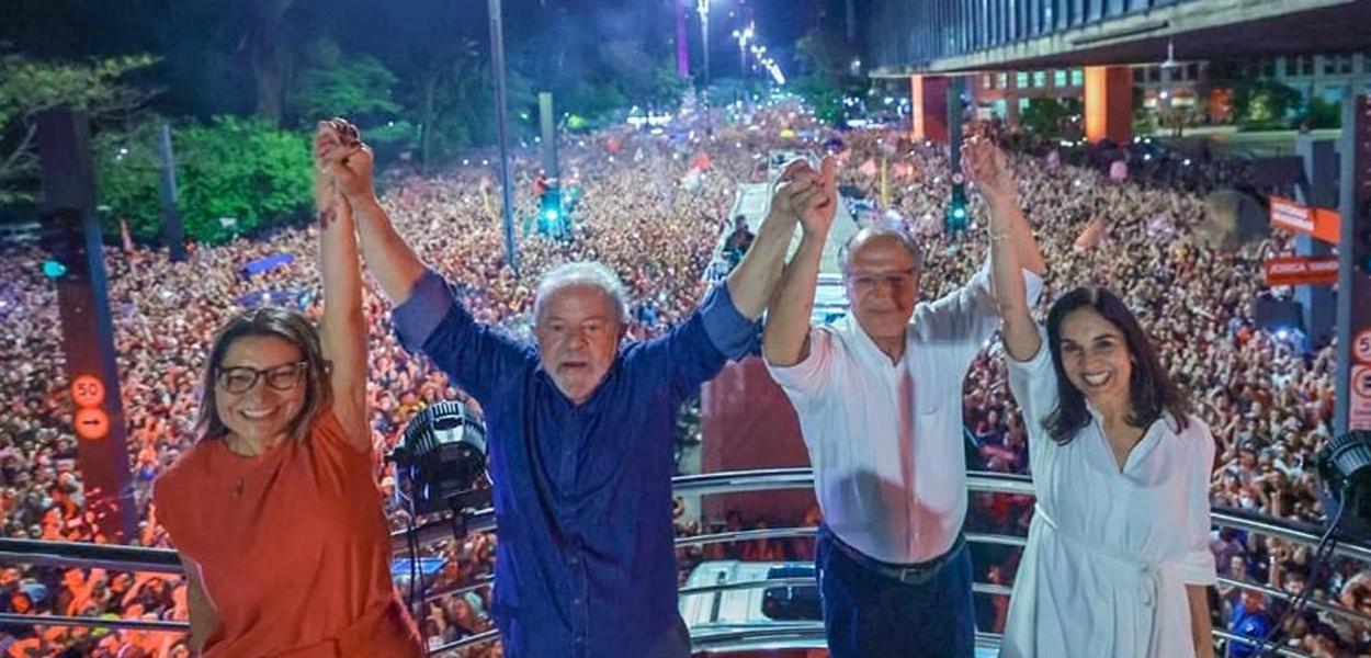 Pronunciamento do presidente eleito Luiz Inácio Lula da Silva após resultado das eleições