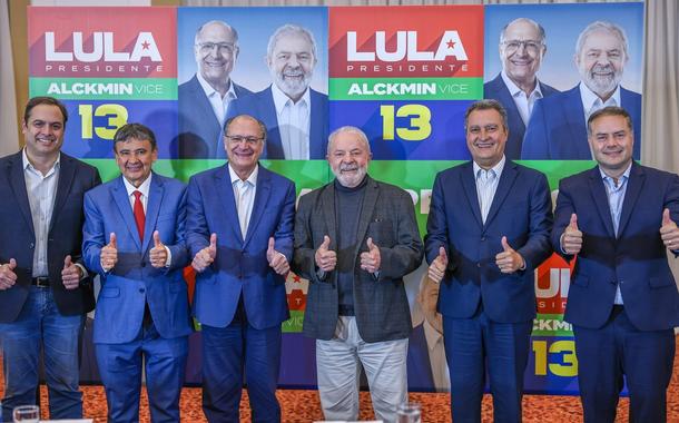 Lula e Alckmin com governadores do Nordeste