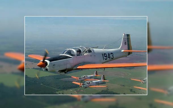 Avião da FAB, T-25