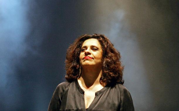 Gal Costa em apresentação em Vigo, na Espanha, em julho de 2006 18/julho/2006