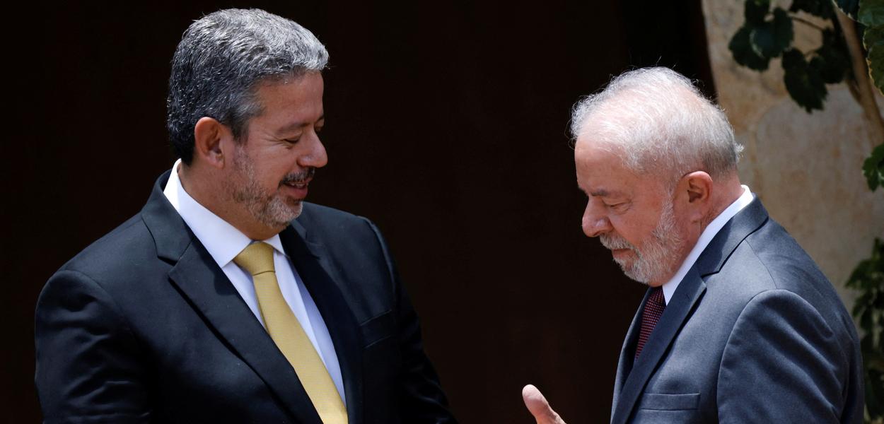 Lula se reúne com Lira em Brasília