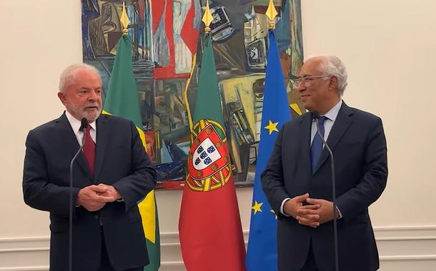 Luiz Inácio Lula da Silva (à esq.) e o primeiro-ministro português, António Costa, em Lisboa