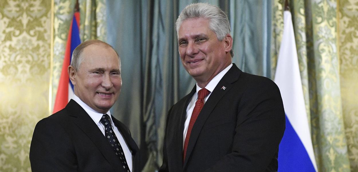Vladimir Putin e Miguel Díaz-Canel