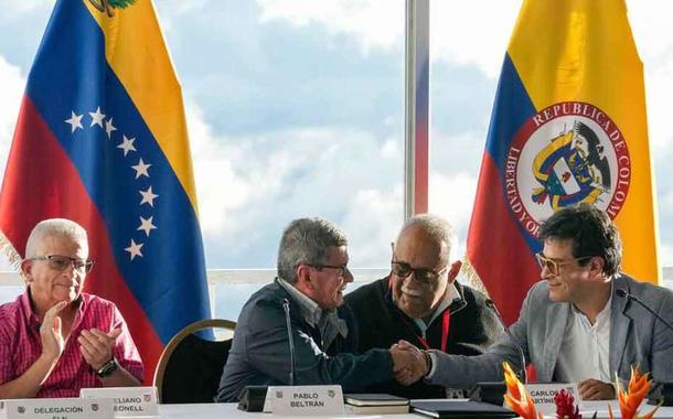Mesa de diálogo pela paz na Colômbia se realiza na Venezuela