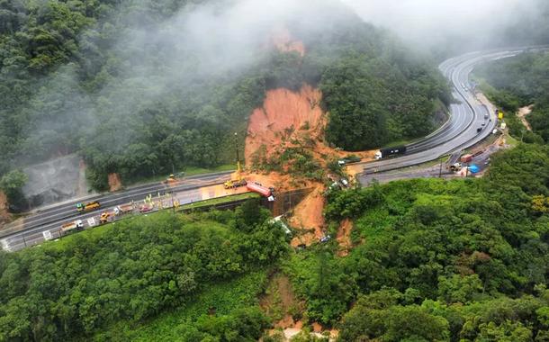 BR-376 em Guaratuba (PR)