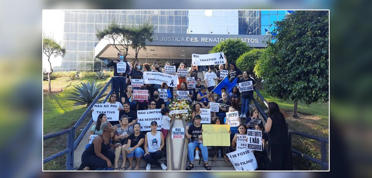 Protesto em Brasília (DF) contra a suspensão de lei determinada pelo STF