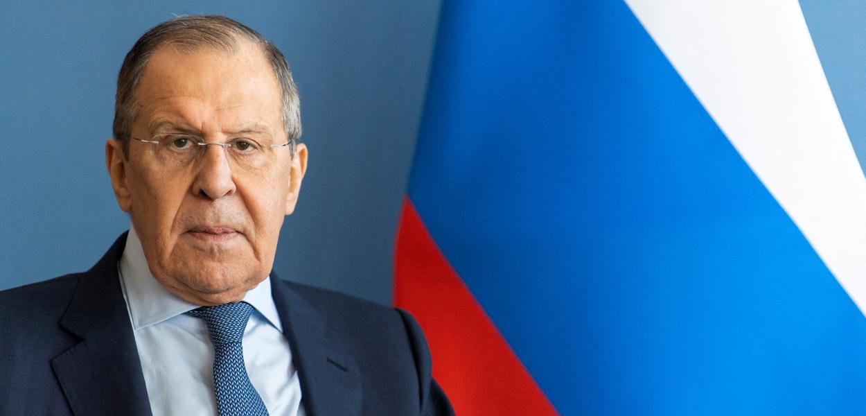 FILE PHOTO: Russian Foreign Minister Sergei Lavrov and Swiss President Ignazio Cassis (not pictured) meet in Geneva, Switzerland, January 21, 2022. Jean-Christophe Bott/Pool via REUTERS