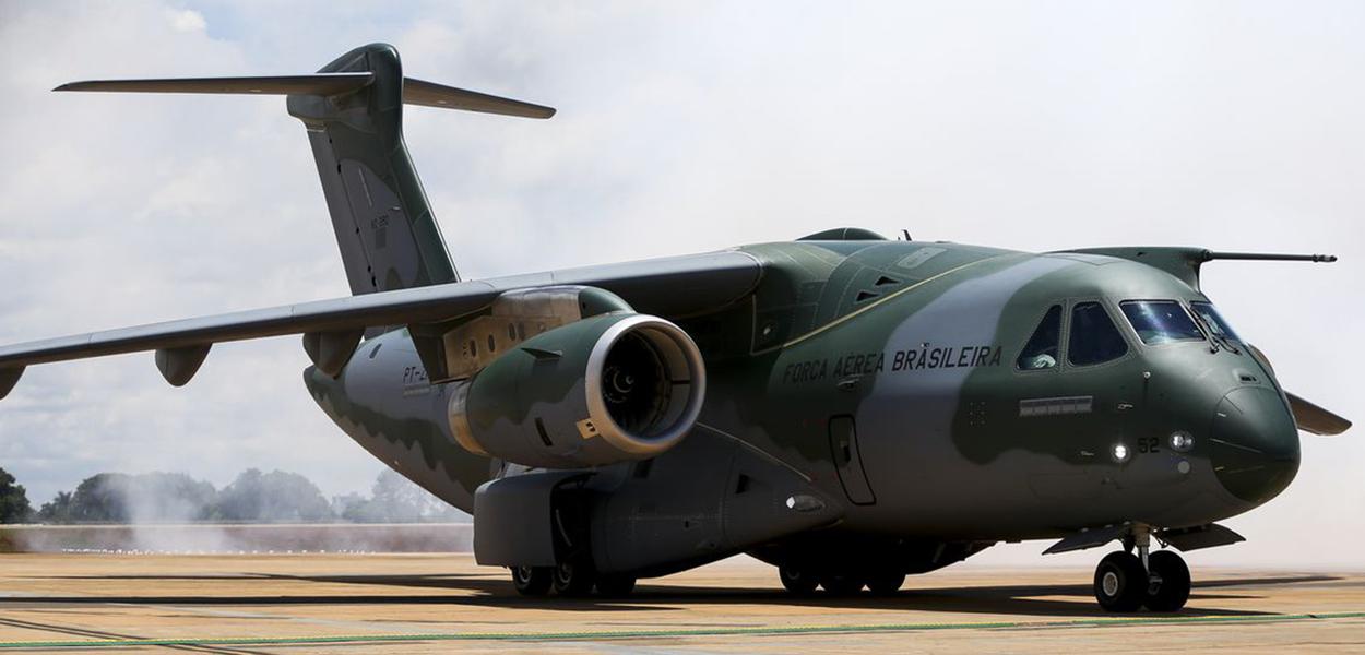 KC-390, avião para transporte tático/logístico e reabastecimento em voo desenvolvido pela Embraer, na Base Aérea de Brasília