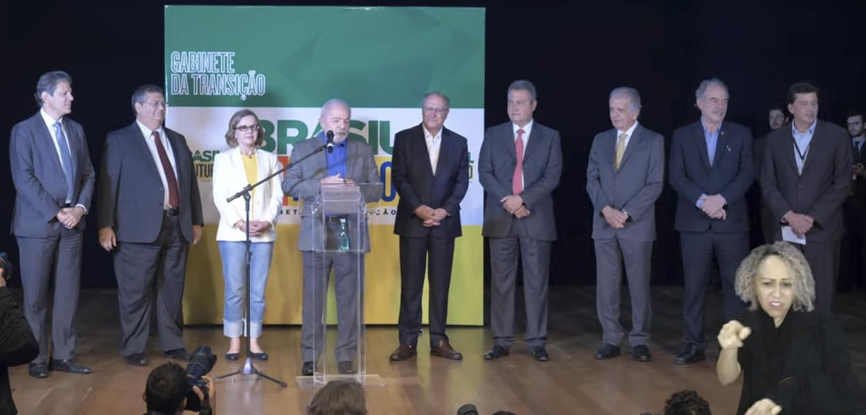 Haddad, Dino, Gleisi, Lula, Alckmin, Rui Costa e Múcio