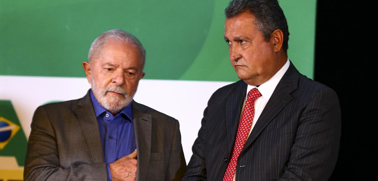 O presidente eleito, Luiz Inácio Lula da Silva, e o futuro ministro da Casa Civil, Rui Costa