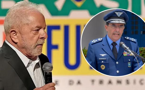 Presidente eleito Luiz Inácio Lula da Silva e brigadeiro Carlos de Almeida Baptista Júnior