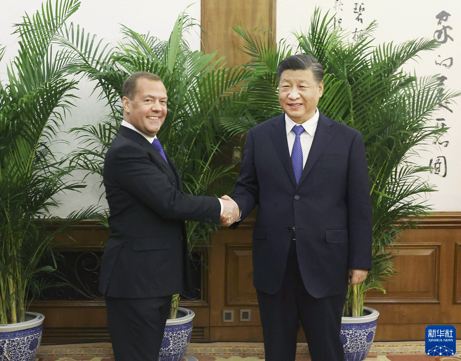 Xi Jinping e Medvedev
