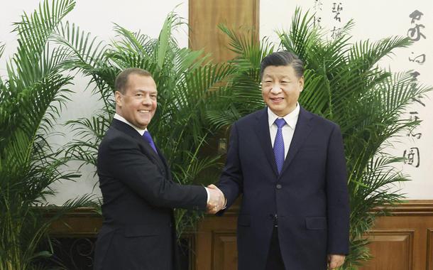 Xi Jinping e Medvedev