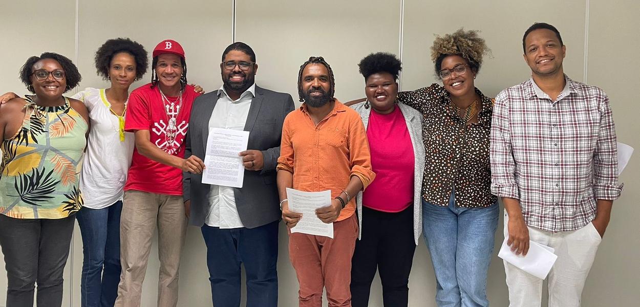 Coletivo pelo direito à comunicação, Pauta Negra, entregou carta com propostas para políticas de comunicação para o próximo governo do estado (Foto: Divulgação/Pauta Negra) Coletivo pelo direito à comunicação, Pauta Negra, entregou carta com propostas para políticas de comunicação para o próximo governo do estado