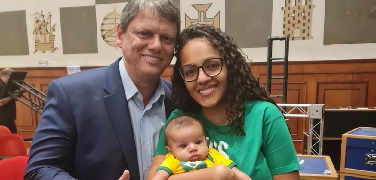 Tarcísio de Freitas e Sonaira Fernandes