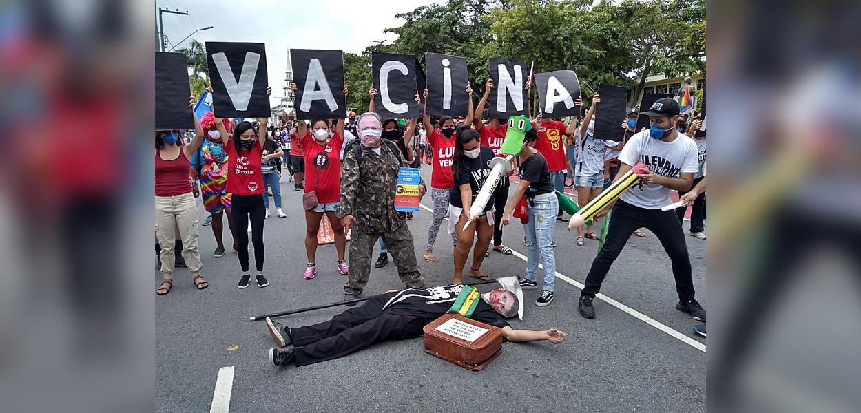 Mobilização contra Jair Bolsonaro em João Pessoa (PB)