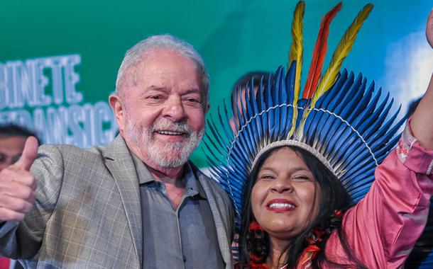 Lula e Sônia Guajajara