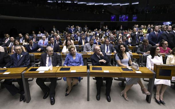 Plenário da Câmara dos Deputados durante sessão solene do Congresso Nacional destinada a dar posse ao presidente e ao vice-presidente da República.