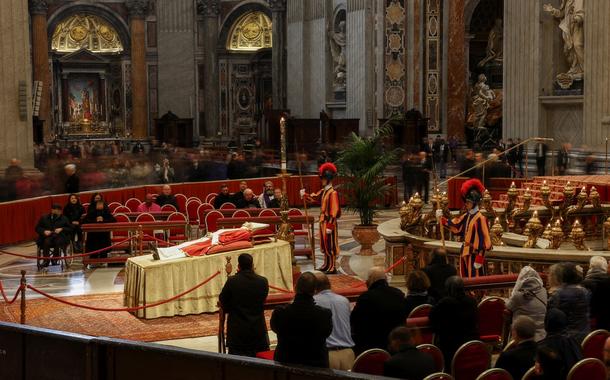 Velório do papa emérito Bento 16 (2/1/2023)