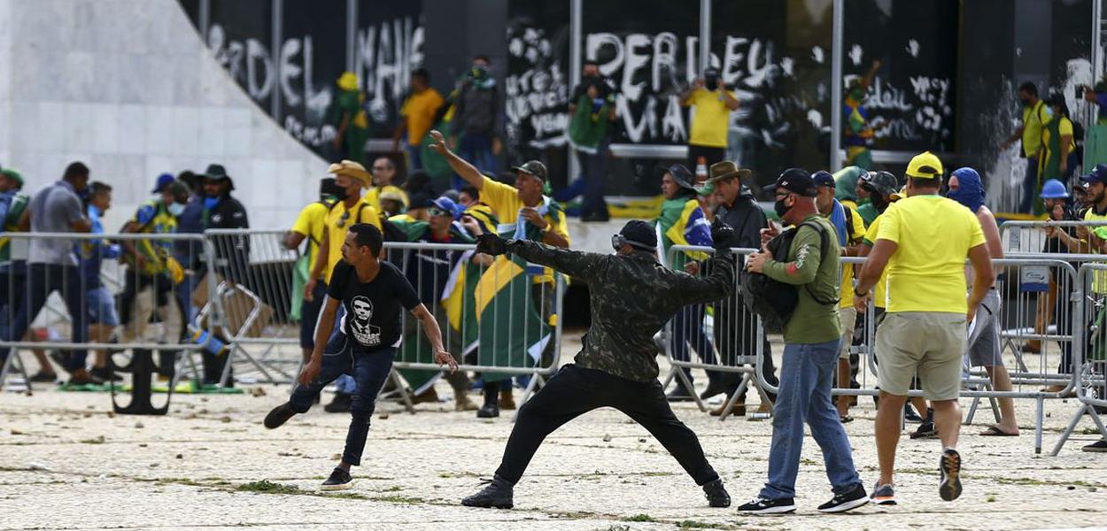 Atos terroristas em Brasília no 8/1