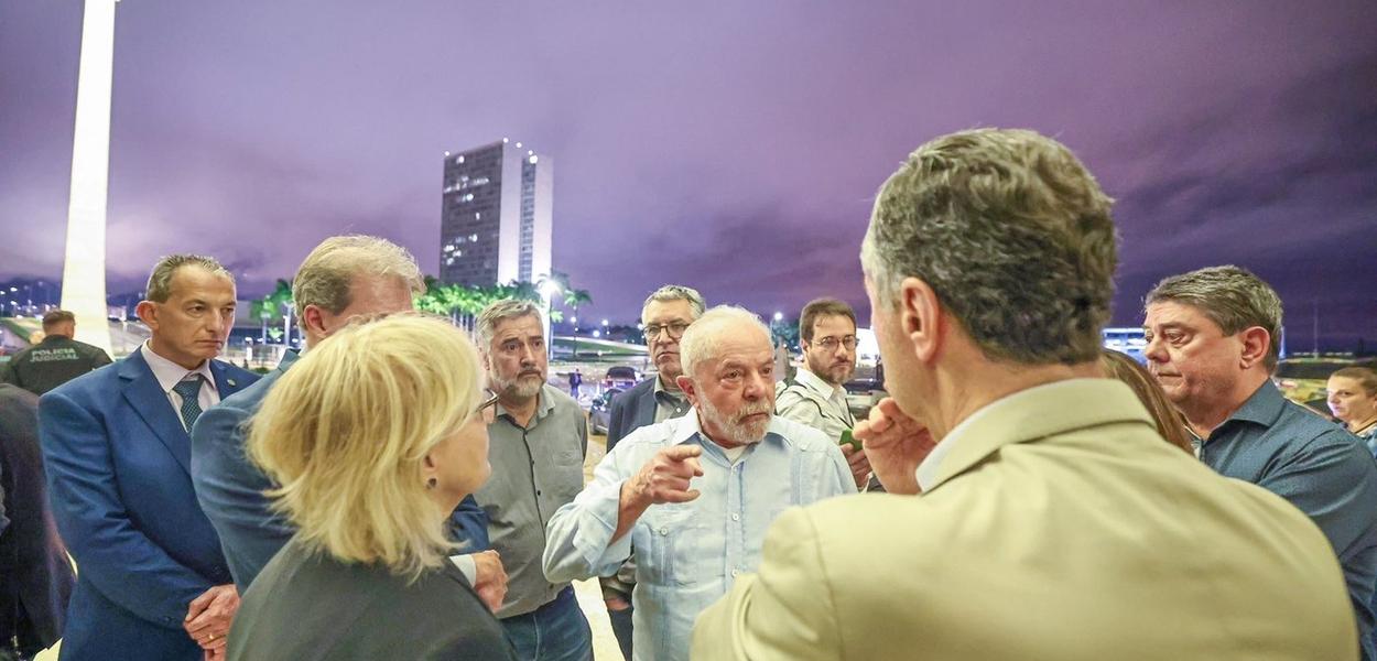 Lula na praça dos Três Poderes