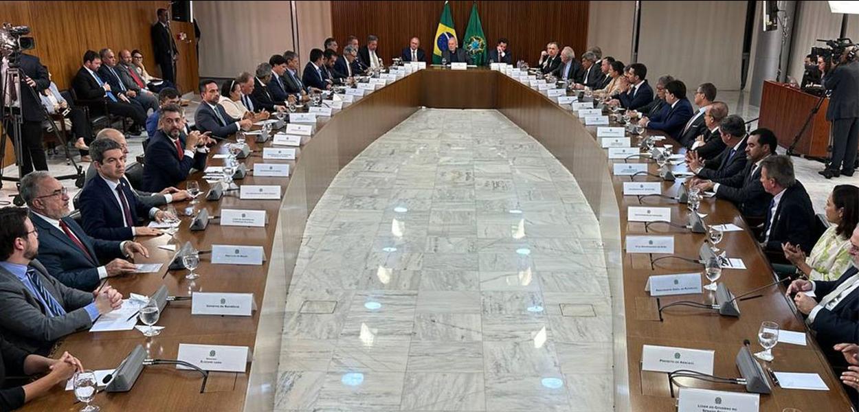 Presidente Lula se reúne com governadores de todos os estados do País