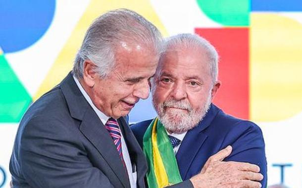 José Múcio (à esq.) e Luiz Inácio Lula da Silva