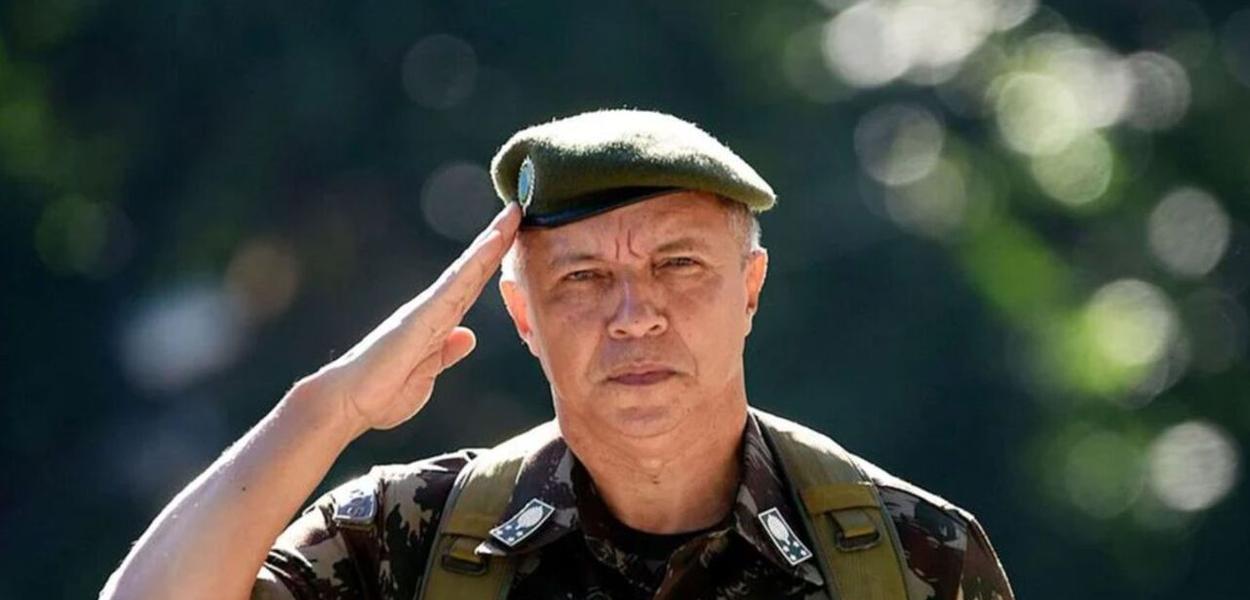 General Júlio Cesar de Arruda, comandante do Exército