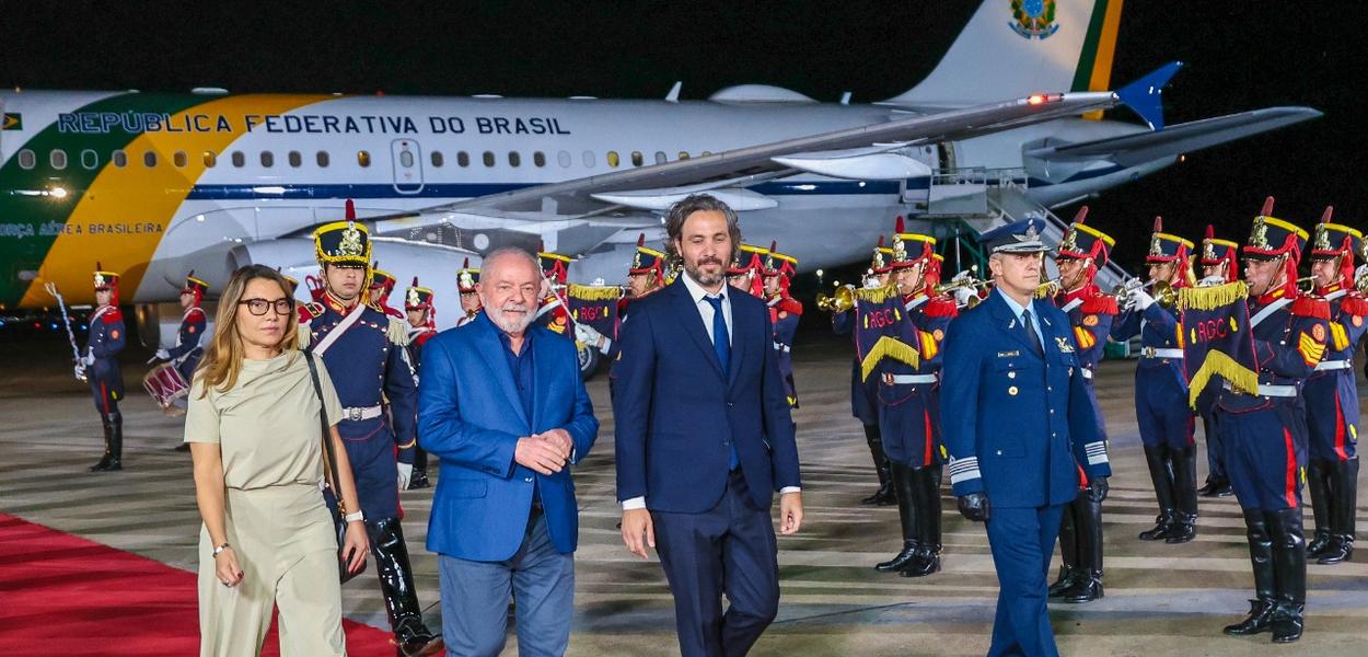 Presidente Luiz Inácio Lula da Silva desembarca na Argentina -  22.01.23