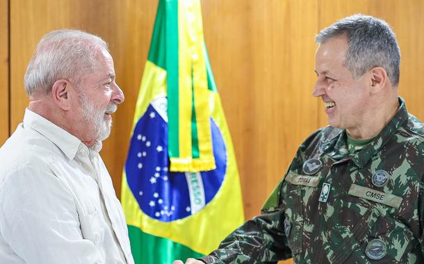 Lula e Tomás Miguel Ribeiro Paiva