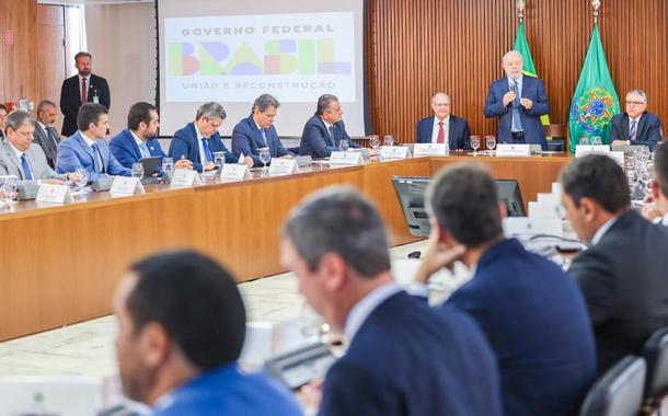 Lula na reunião com governadores