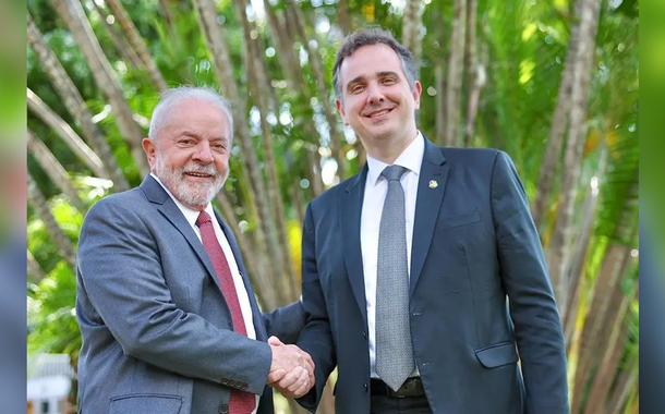 Luiz Inácio Lula da Silva (à esq.) e Rodrigo Pacheco