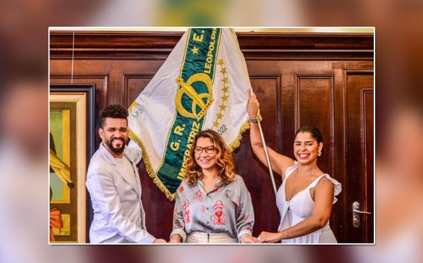 Janja em encontro com representantes da escola de samba Imperatriz Leopoldinense