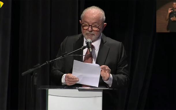 Lula ao discursar na cerimônia de posse de Mercadante como presidente do BNDES