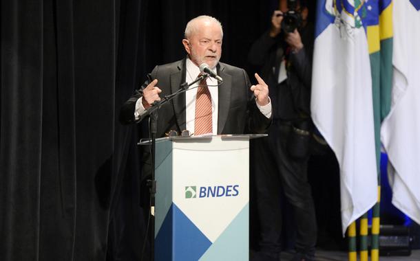 O presidente da República, Luiz Inácio Lula da Silva, durante posse do novo presidente do Banco Nacional de Desenvolvimento Econômico e Social (BNDES), no Rio de Janeiro