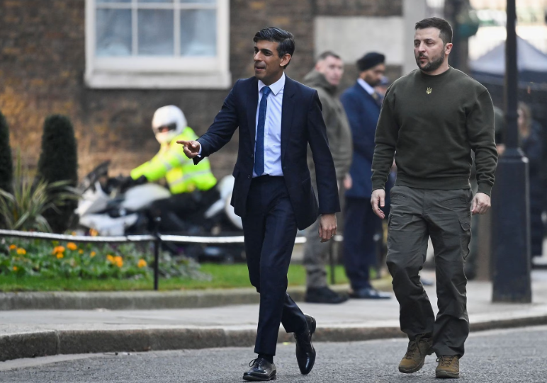 Rishi Sunak e Volodymyr Zelensky