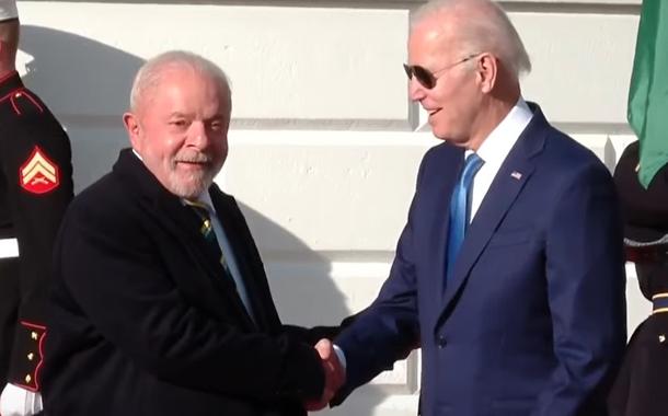 Luiz Inácio Lula da Silva (à esq.) e Joe Biden