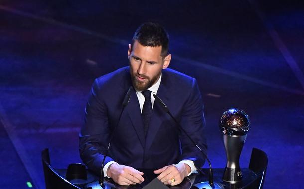 Messi discursa após ganhar o prêmio da Fifa para melhor jogador em 2019