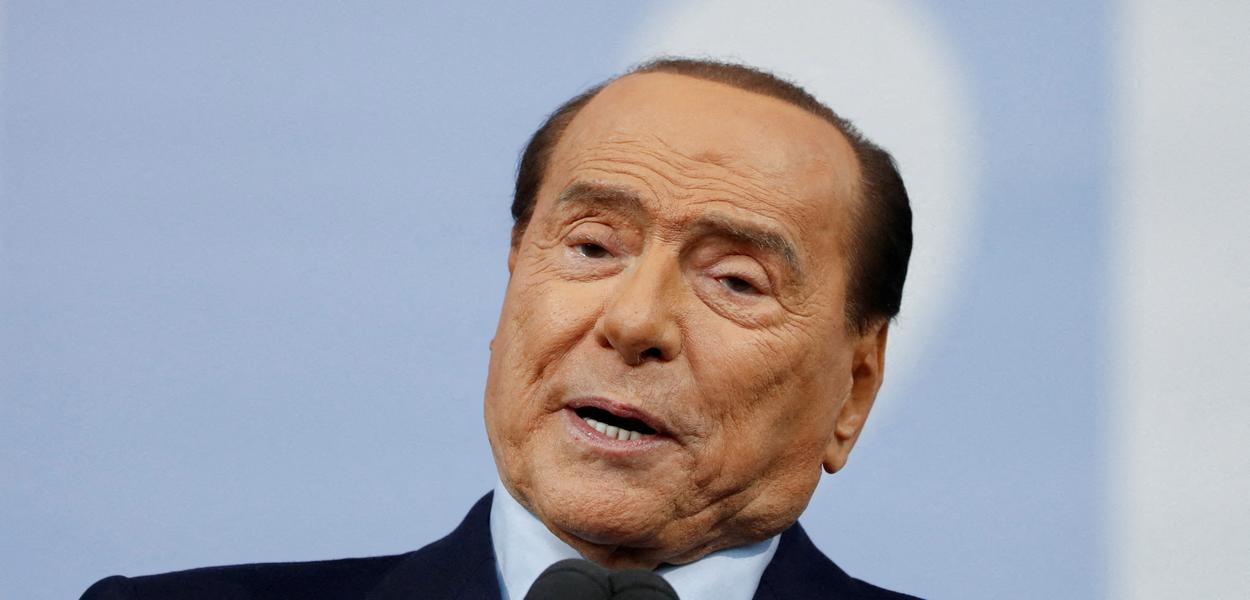 Ex-premiê italiano Silvio Berlusconi