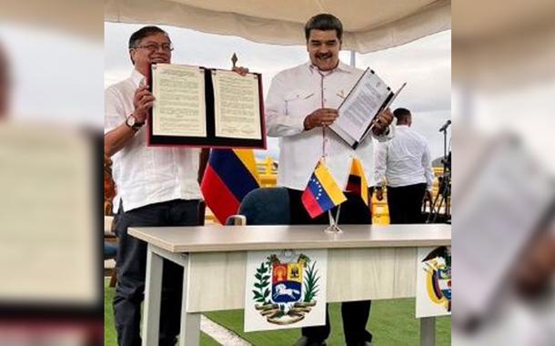 A reunião aconteceu na Ponte Internacional Atanasio Girardot, na fronteira comum, com delegações de ambos os lados