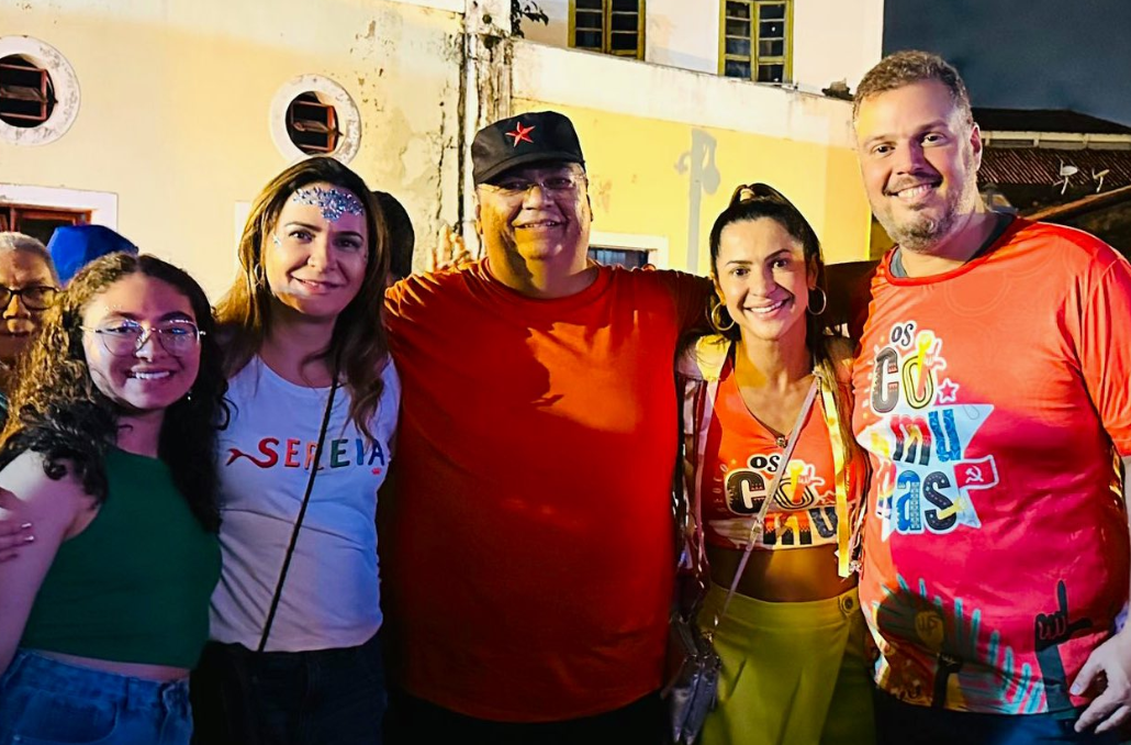 Flávio Dino no carnaval do Maranhão (Foto: Reprodução/Twitter) Flávio Dino no carnaval do Maranhão