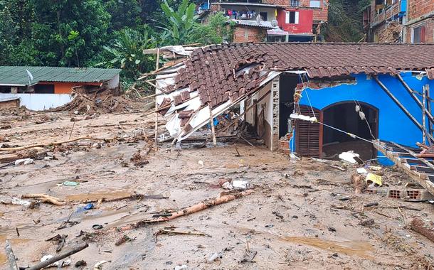 Enchentes em município do litoral paulista