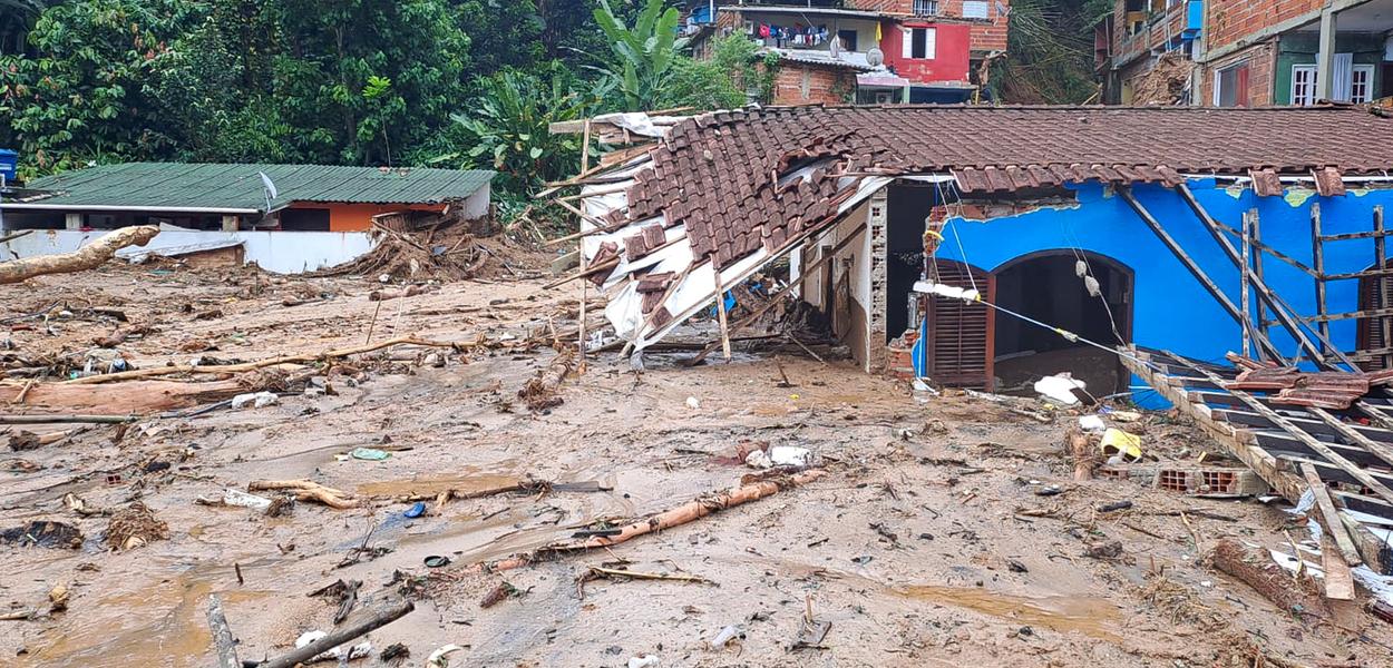 Enchentes em município do litoral paulista