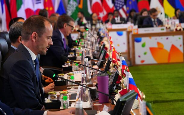 Delegado russo participa de reunião do G20 nos arredores de Bengaluru 24/02/2023