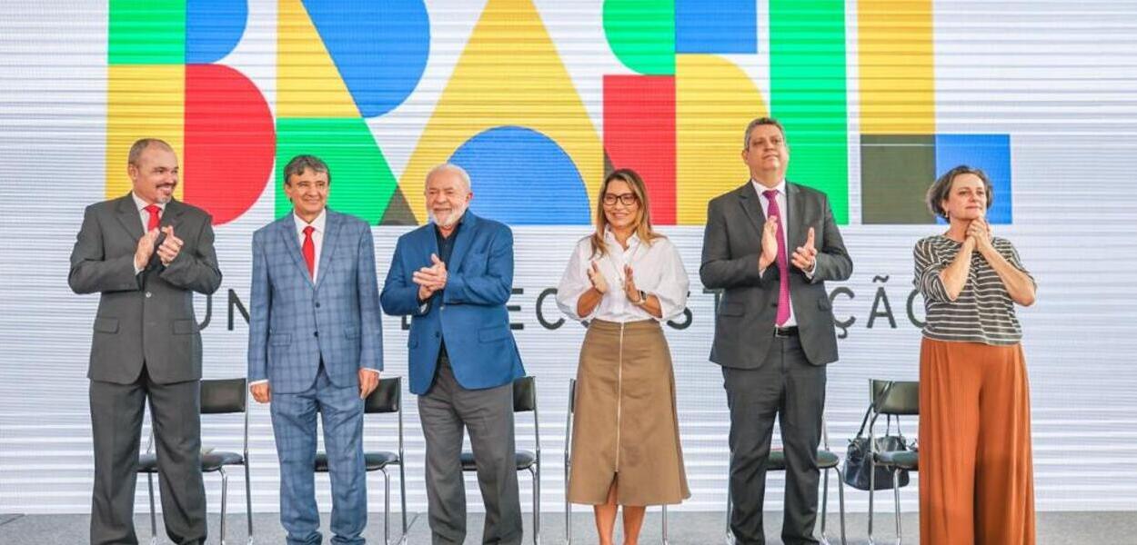 Jean Pierre Tertuliano Câmara, Wellington Dias, Lula, Janja, Márcio Macêdo e Elisabetta Recine