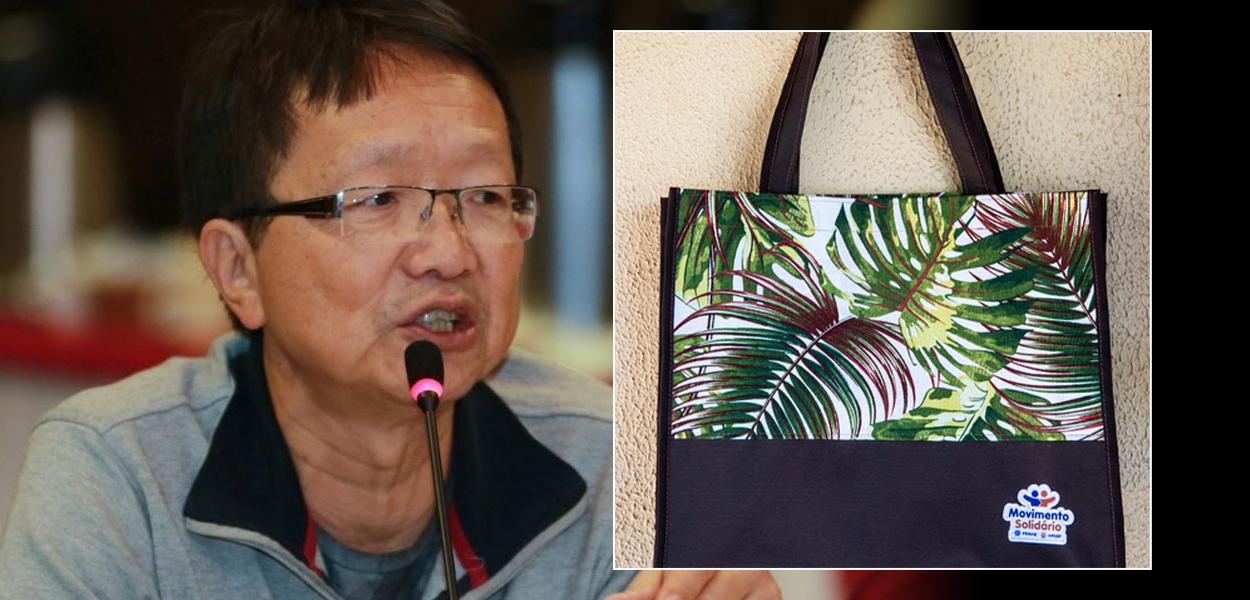 Presidente da Fenae, Sérgio Takemoto, e ecobag