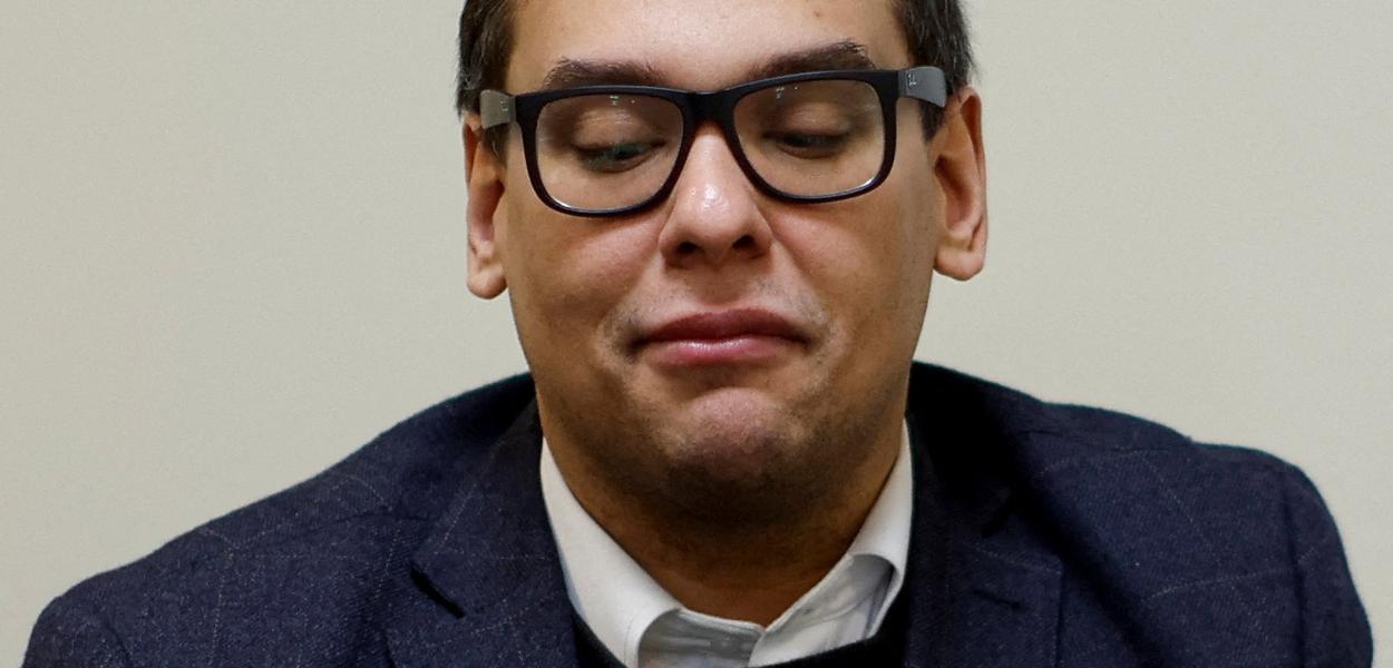 Deputado George Santos lê biscoito da sorte, em Nova York, EUA
22/01/2023
REUTERS/Jonathan Ernst