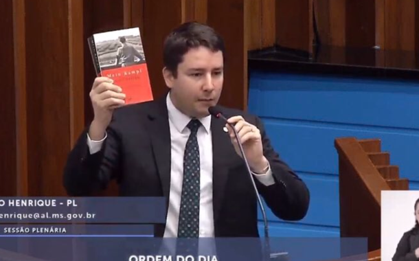 Deputado estadual João Henrique Catan ao discursar na Assembleia de MS