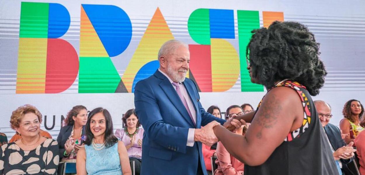 Lula durante evento do Dia Internacional das Mulheres no Palácio do Planalto